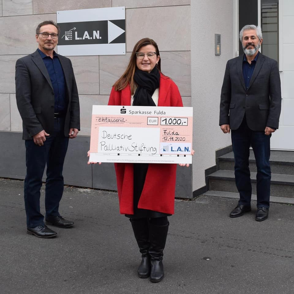  Computer L.A.N. GmbH spendet anlässlich des Firmenjubiläums 1.000 Euro an die PalliativStiftung